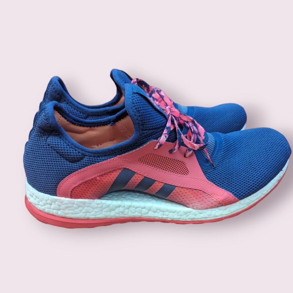 Adidas women's pure boost size 11. Blue/pink